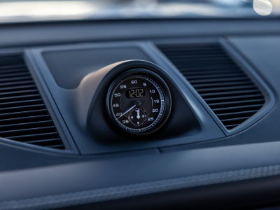 2026 Porsche Macan T