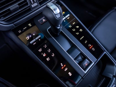 2026 Porsche Macan T
