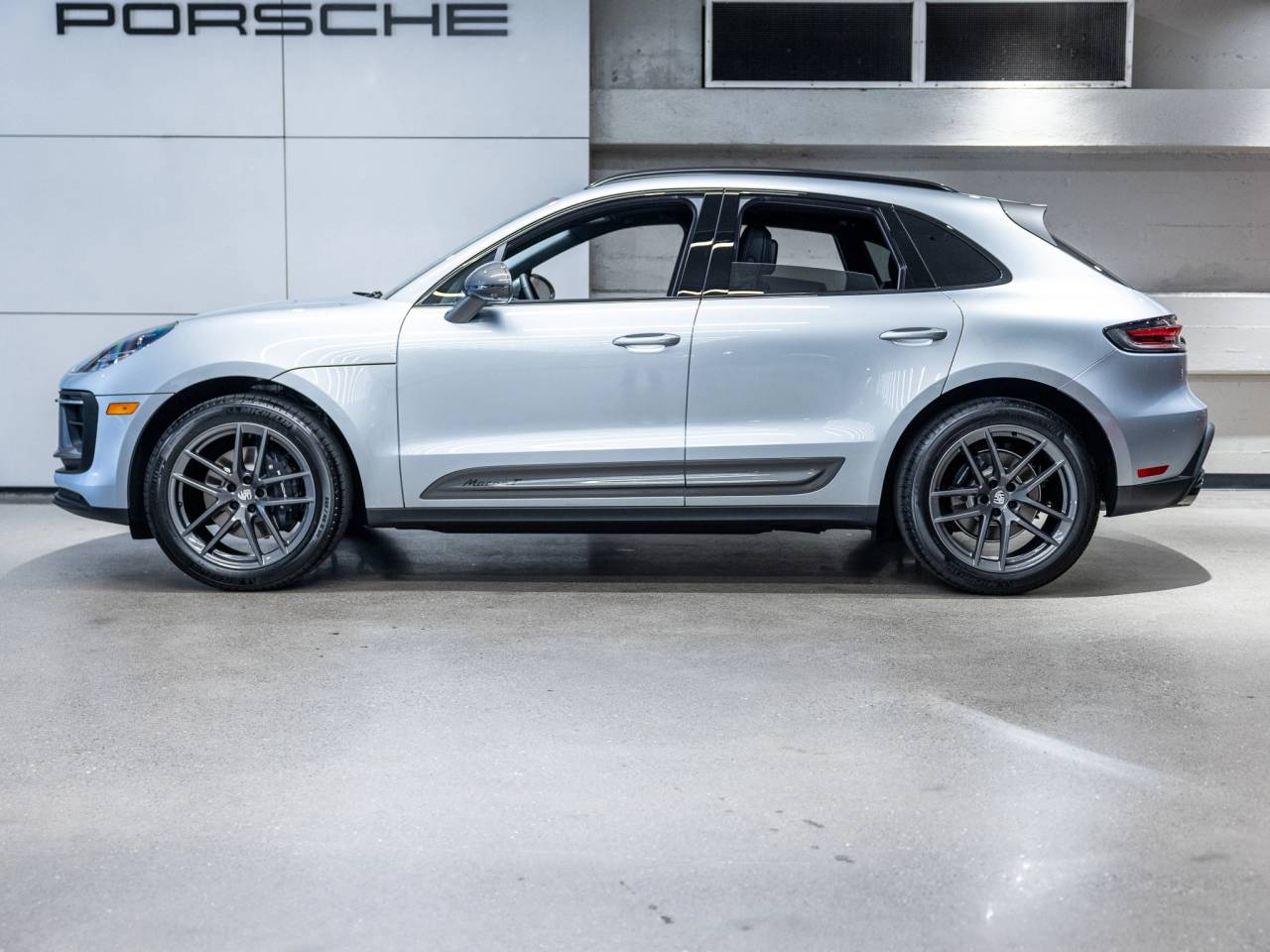 2026 Porsche Macan T