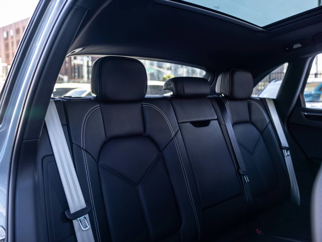 2026 Porsche Macan T