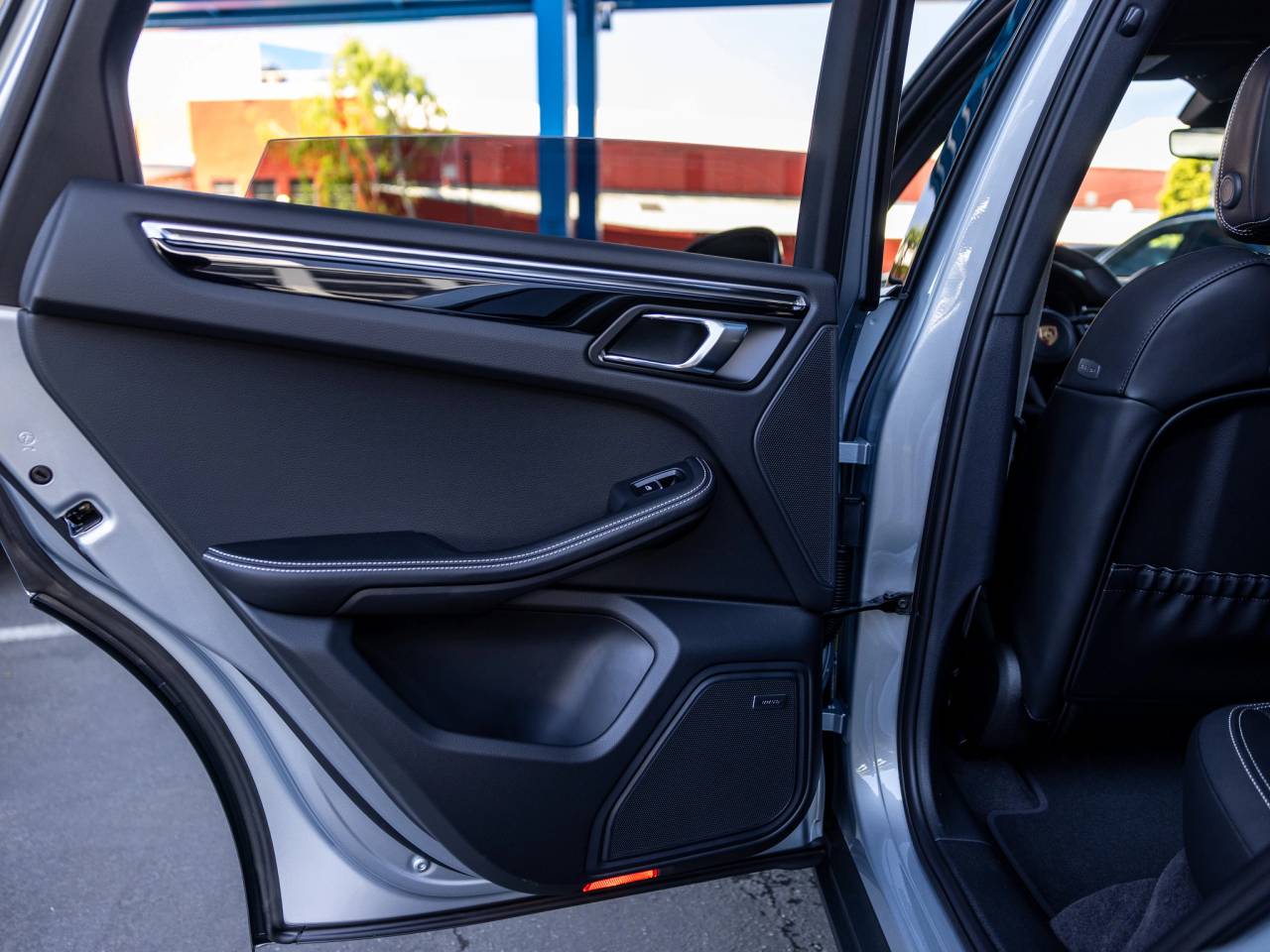 2026 Porsche Macan T