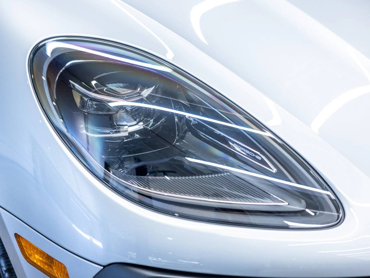 2026 Porsche Macan T