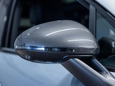 2026 Porsche Macan T