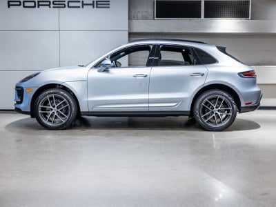 2026 Porsche Macan Macan