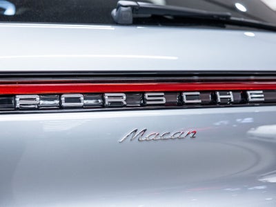 2026 Porsche Macan Macan