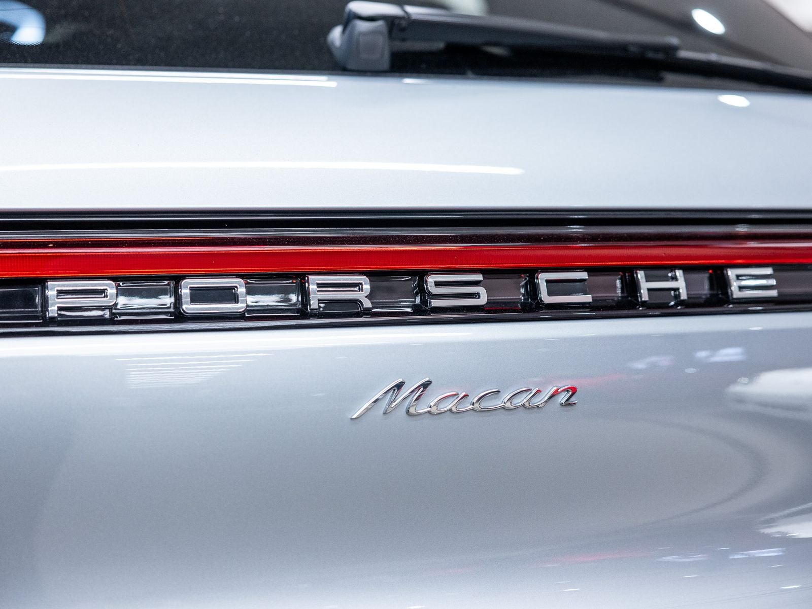 2026 Porsche Macan Macan