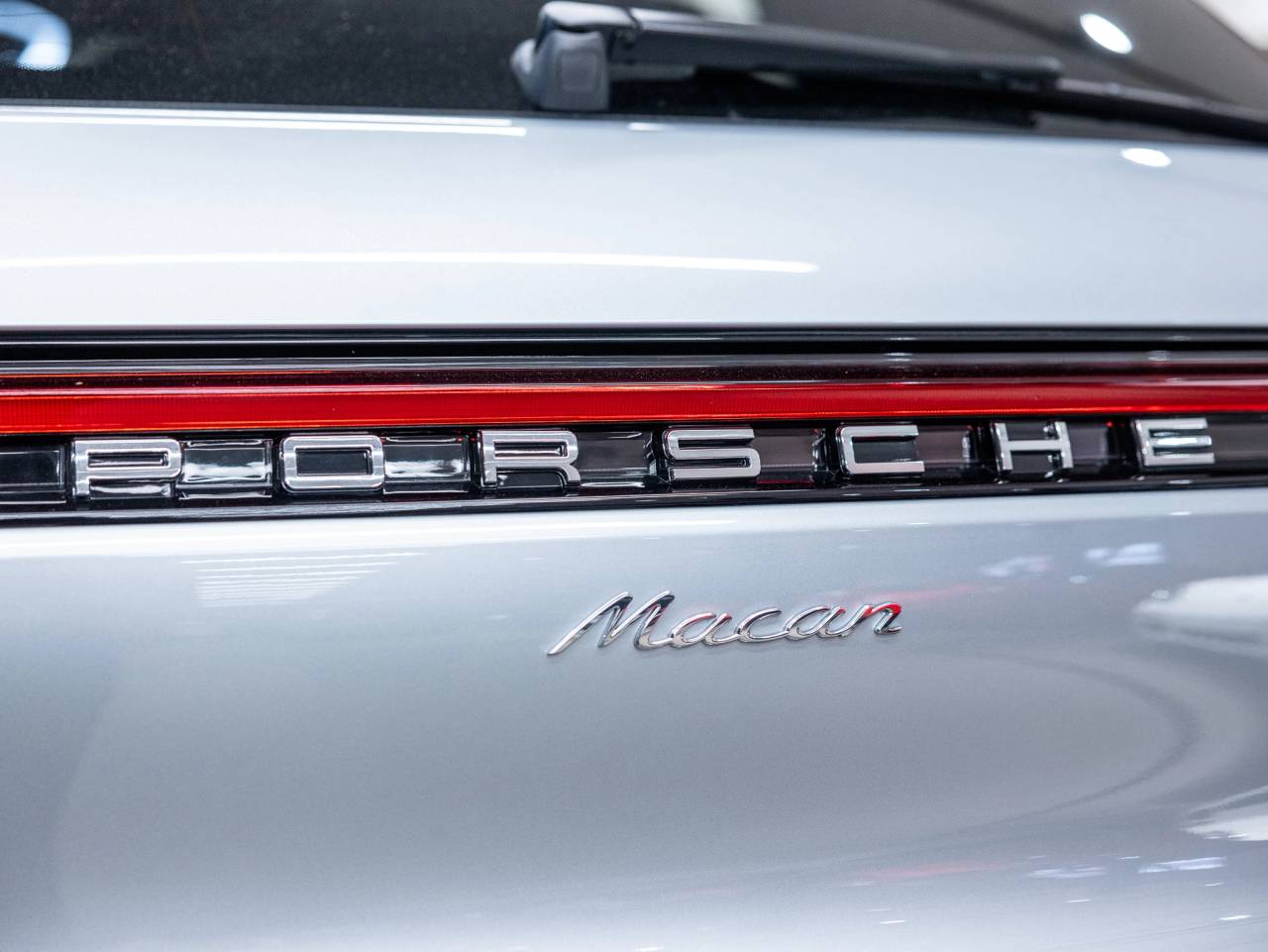 2026 Porsche Macan Macan