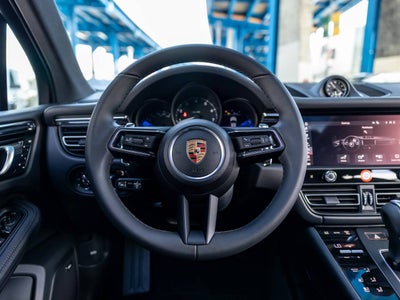2026 Porsche Macan Macan