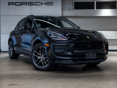 2024 Porsche Macan Base
