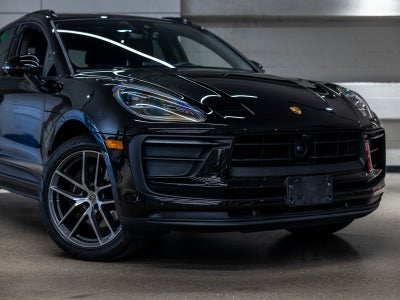 2024 Porsche Macan Base