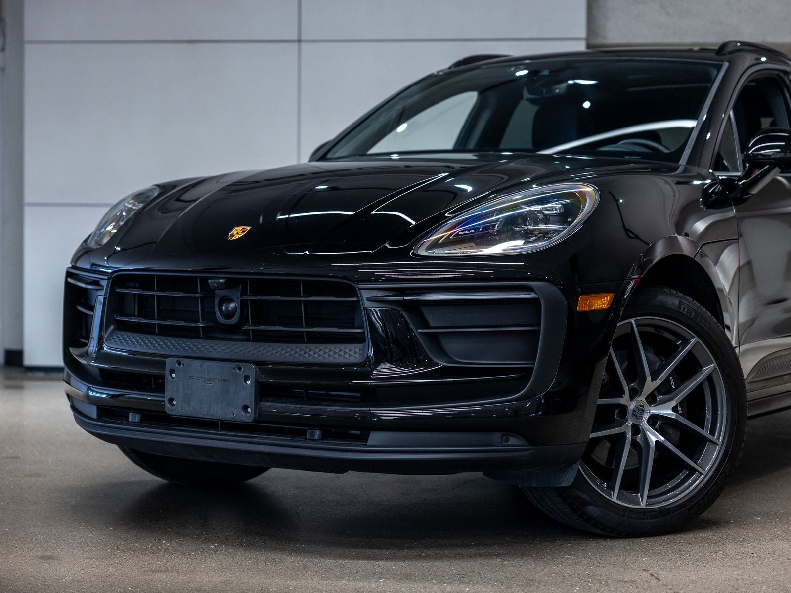 2024 Porsche Macan Base