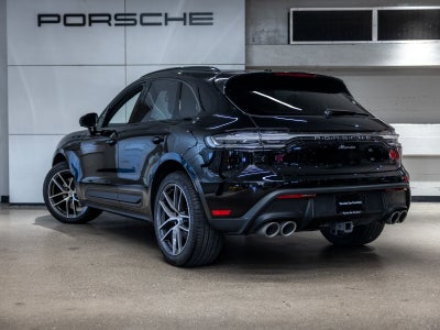 2024 Porsche Macan Base