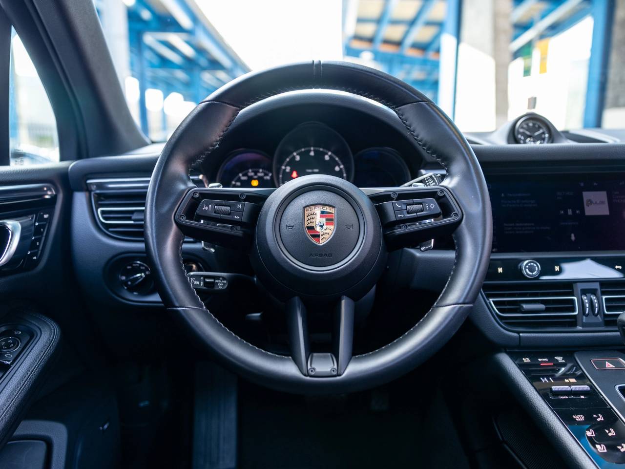 2024 Porsche Macan Base