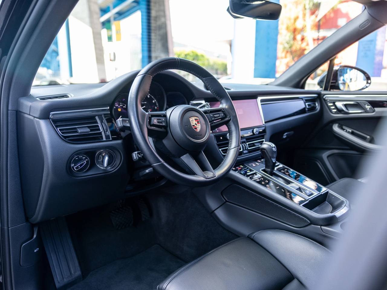 2024 Porsche Macan Base