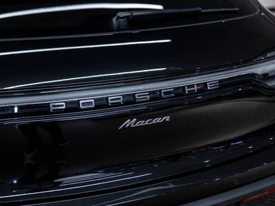 2024 Porsche Macan Base