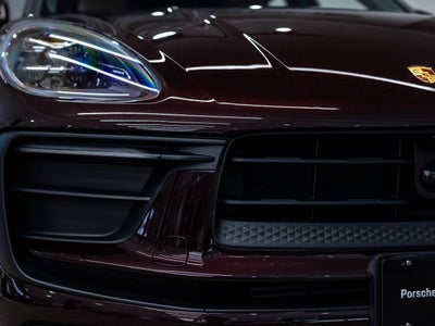 2024 Porsche Macan Base