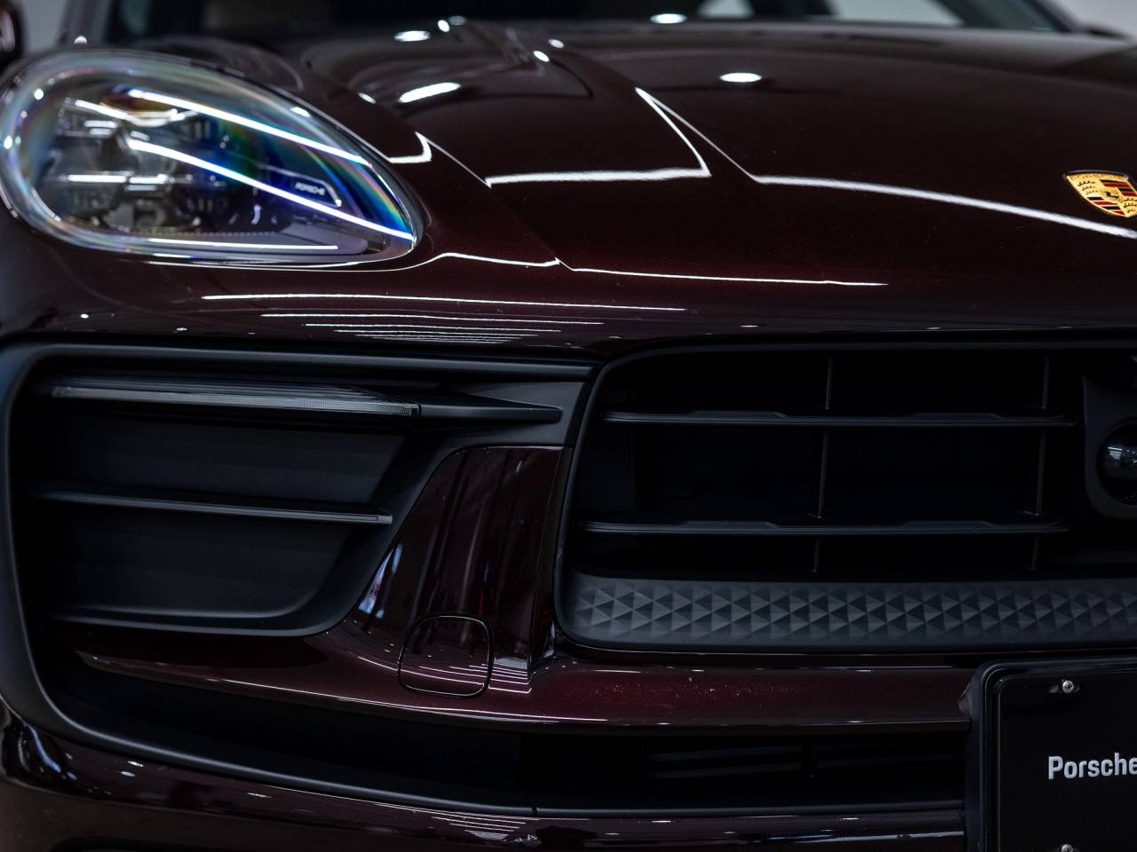 2024 Porsche Macan Base