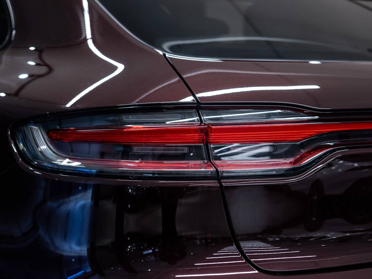 2024 Porsche Macan Base