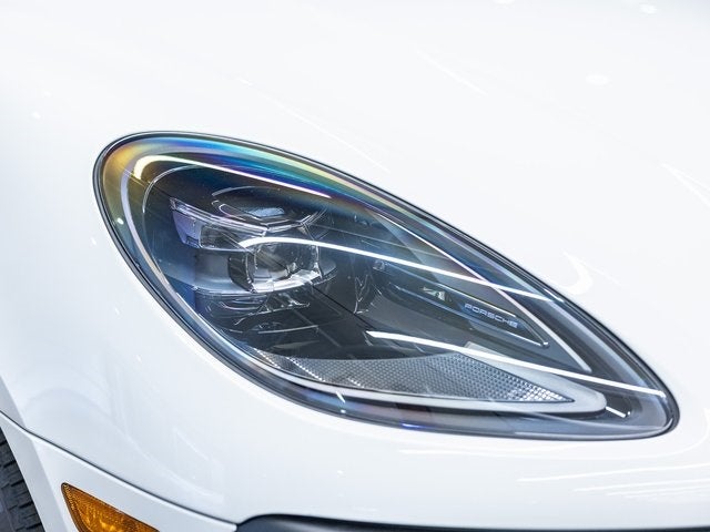 2026 Porsche Macan Macan T