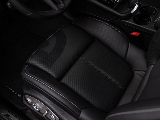 2026 Porsche Macan Macan T