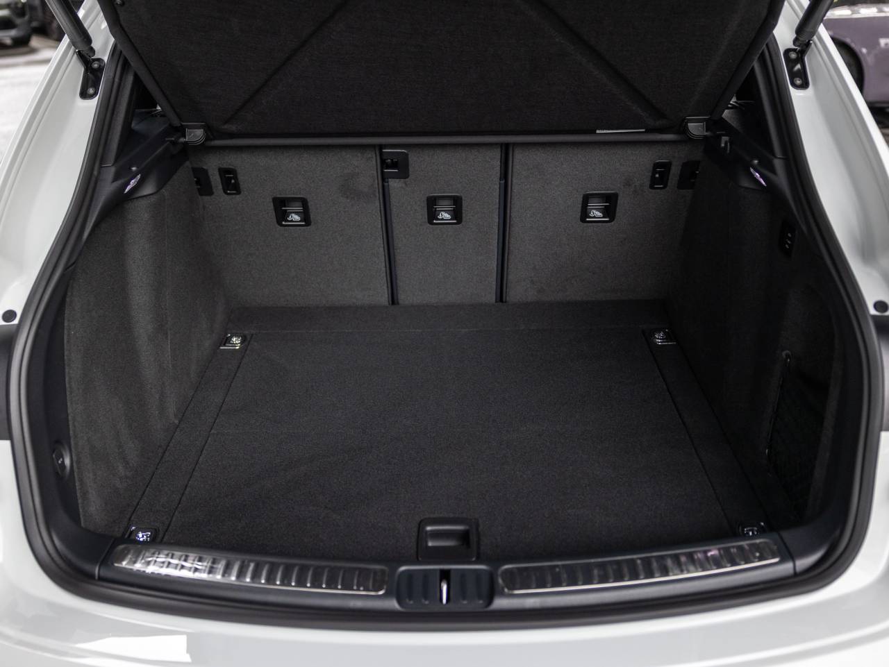 2026 Porsche Macan Macan T