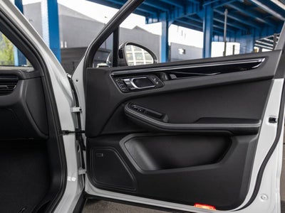 2026 Porsche Macan Macan T