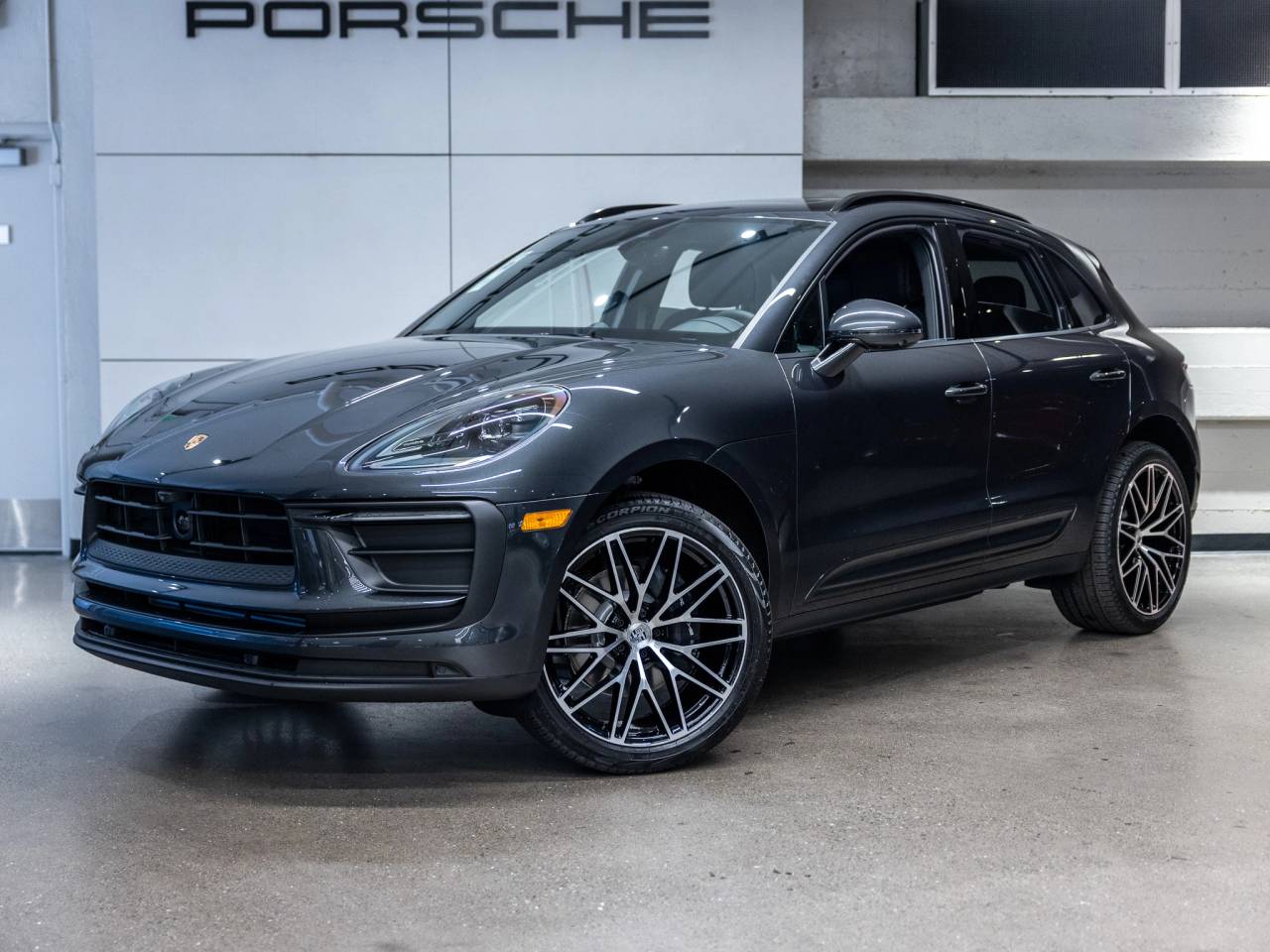 2026 Porsche Macan Macan