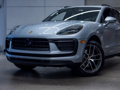 2026 Porsche Macan Base