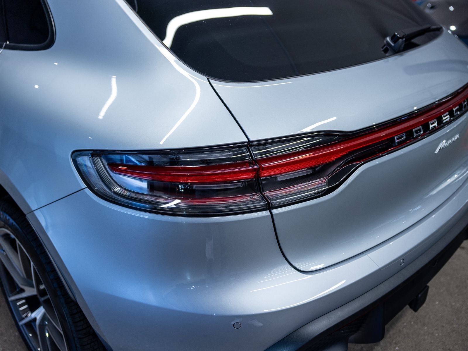 2026 Porsche Macan Base
