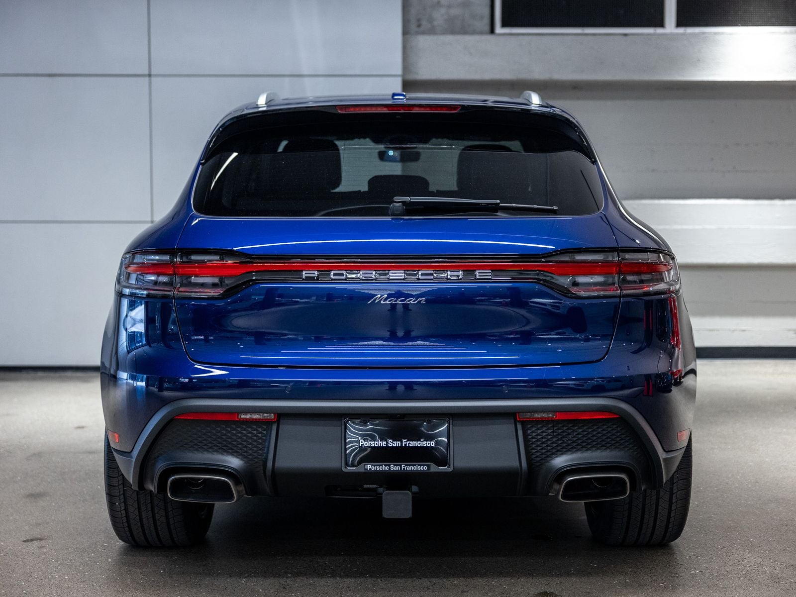 2026 Porsche Macan Base