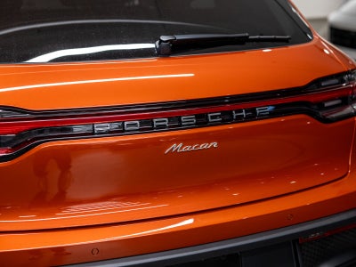 2025 Porsche Macan Base