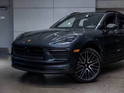 2026 Porsche Macan Macan