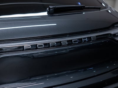 2026 Porsche Macan Macan