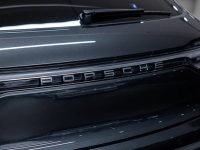 2026 Porsche Macan Macan