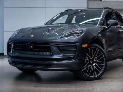 2026 Porsche Macan Base