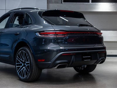 2026 Porsche Macan Base