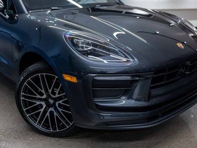2026 Porsche Macan Base