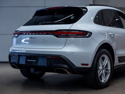 2026 Porsche Macan Base