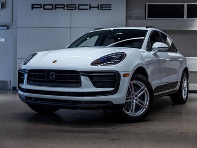 2026 Porsche Macan Base