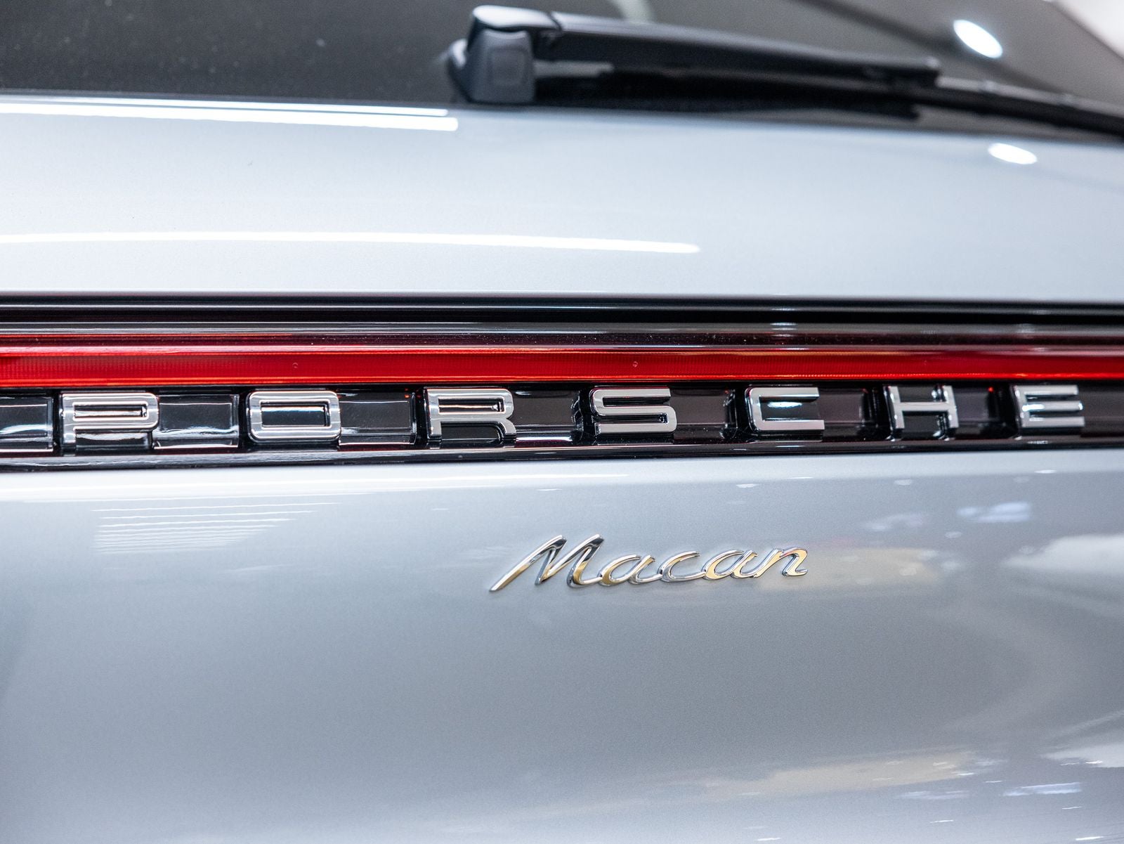 2026 Porsche Macan Macan