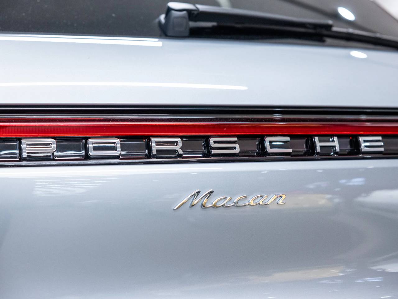 2026 Porsche Macan Macan