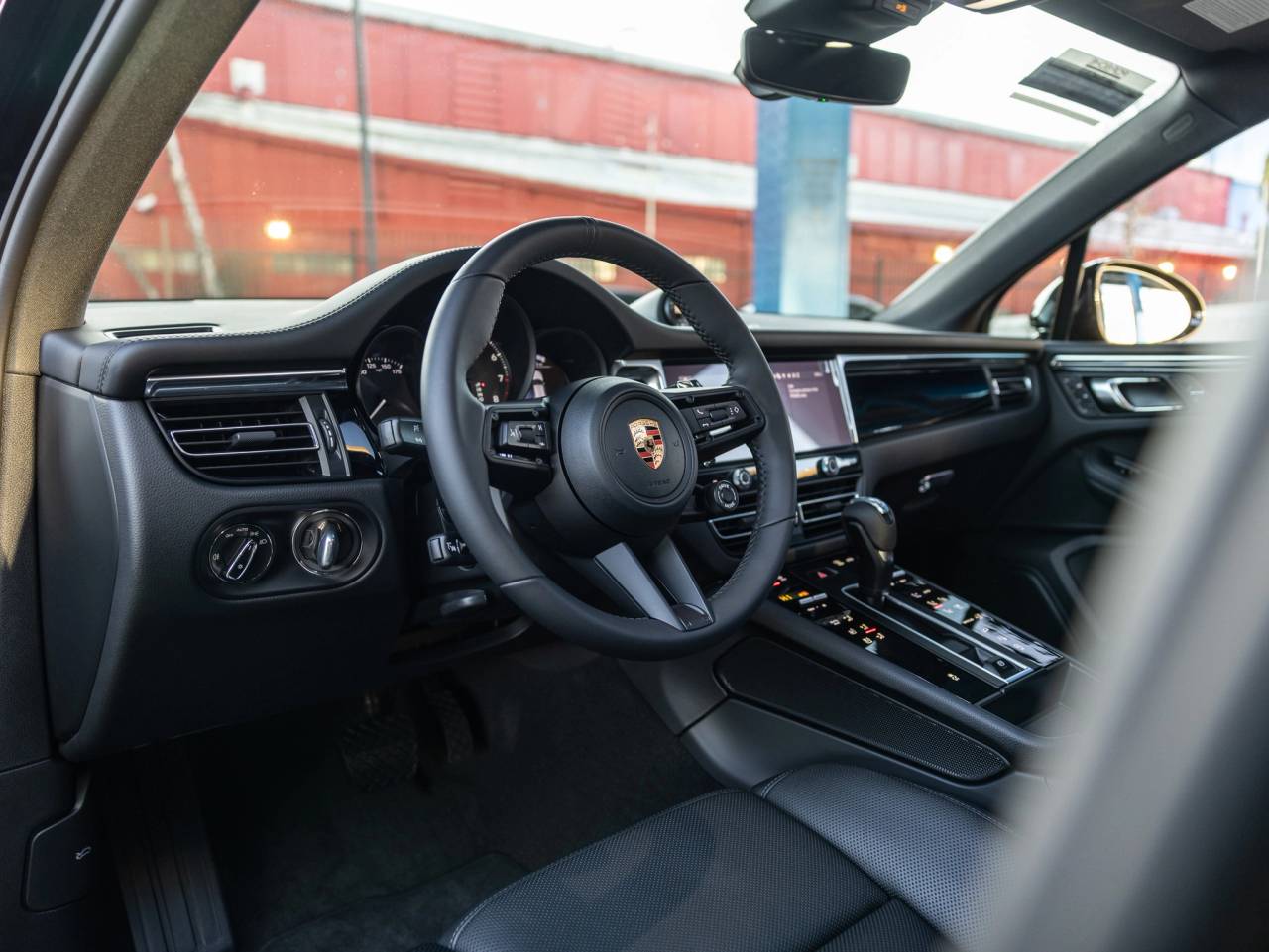 2026 Porsche Macan Base