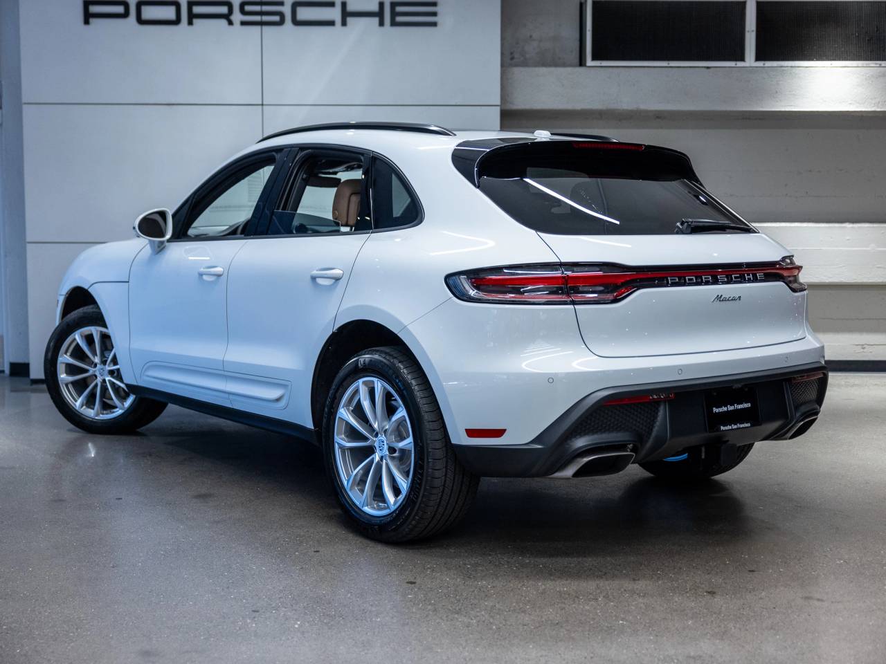 2026 Porsche Macan Macan