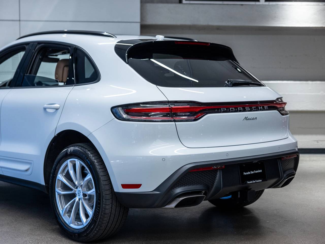 2026 Porsche Macan Macan