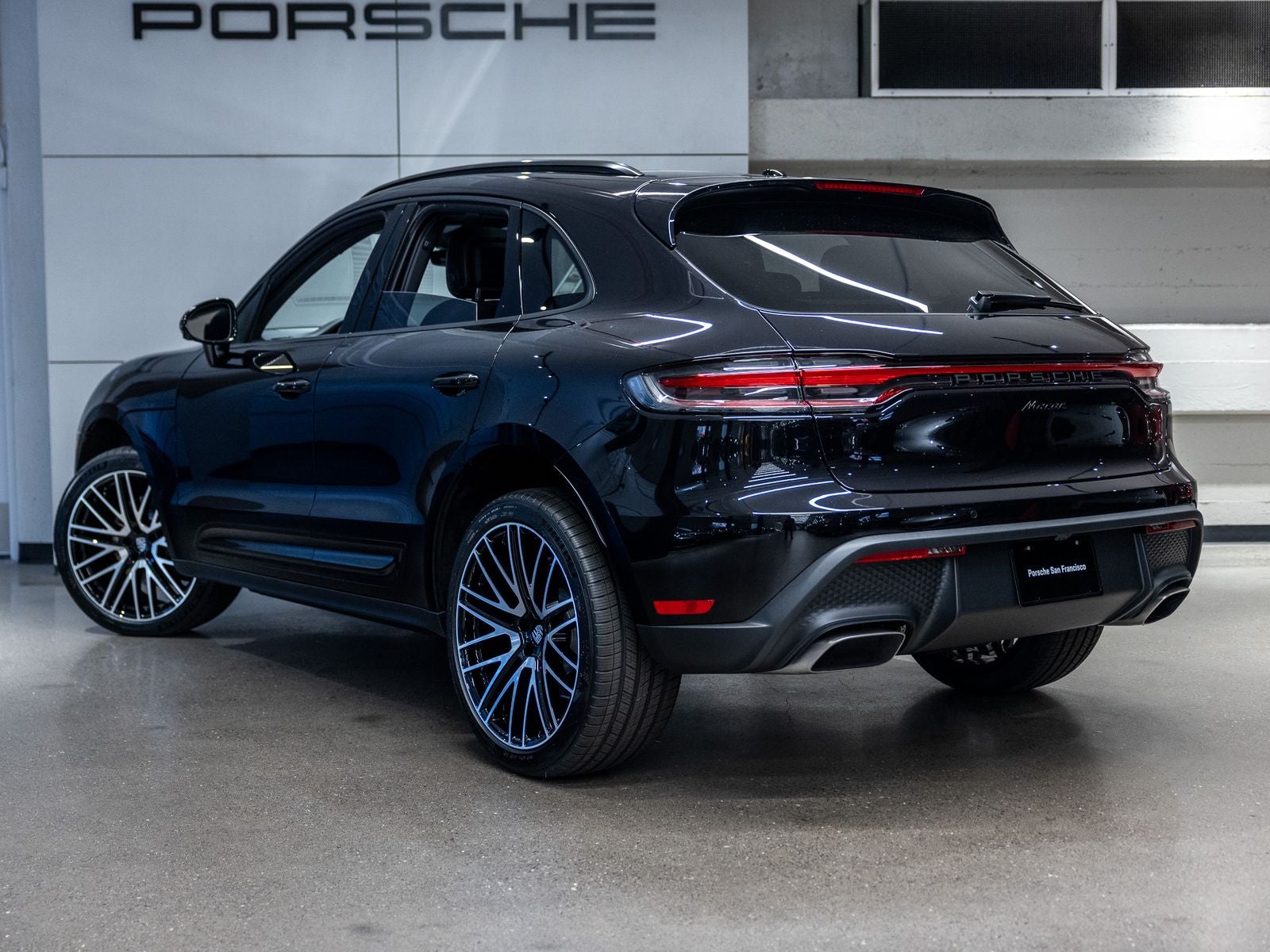 2026 Porsche Macan Macan