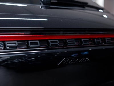 2026 Porsche Macan Macan