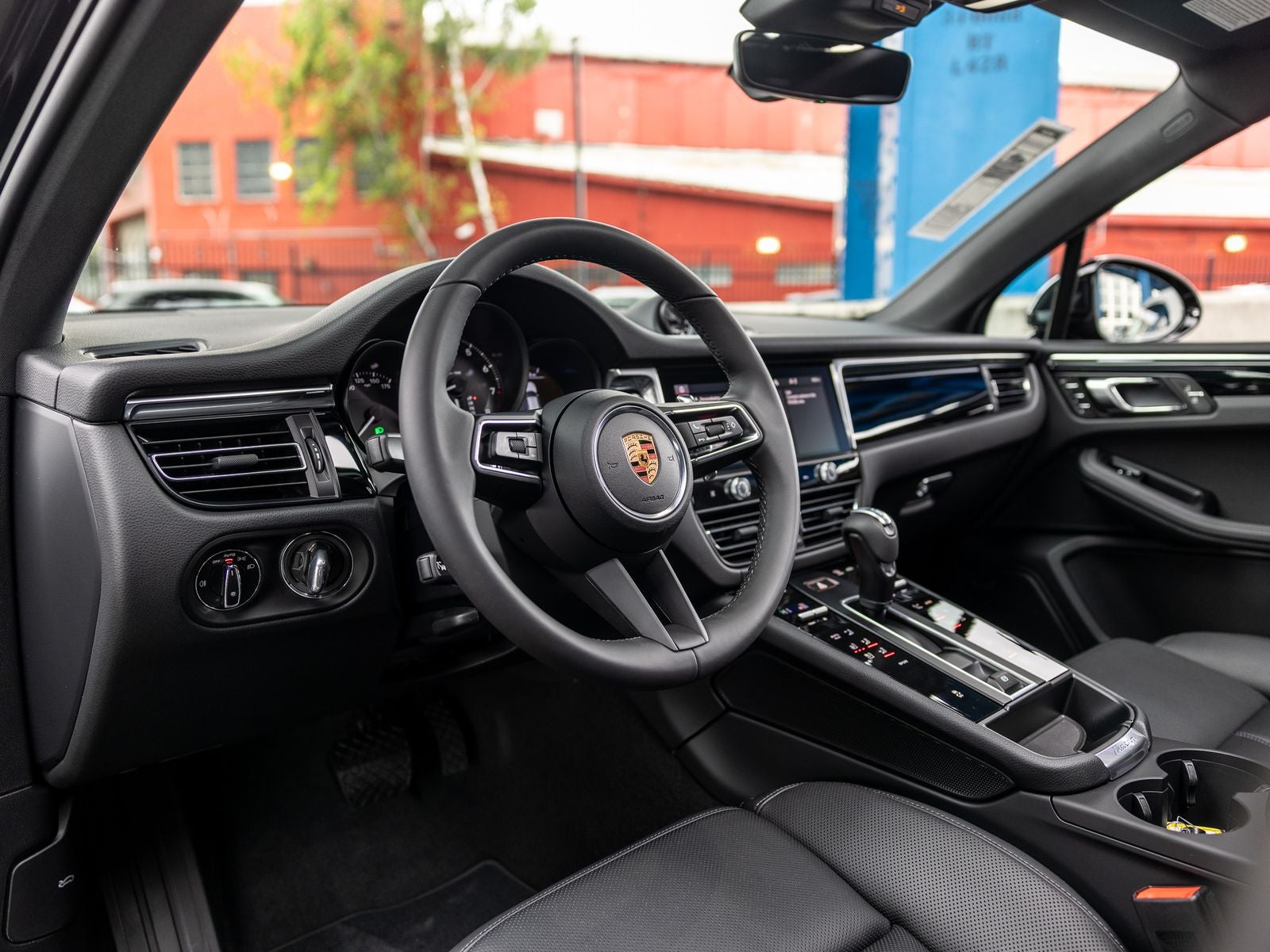 2026 Porsche Macan Base