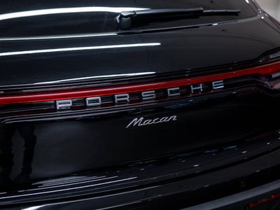 2026 Porsche Macan Base