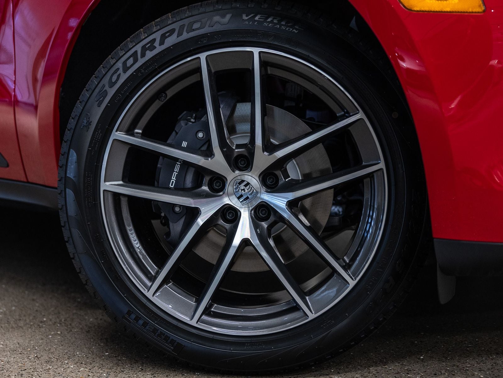 2026 Porsche Macan Base