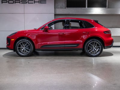 2026 Porsche Macan Base